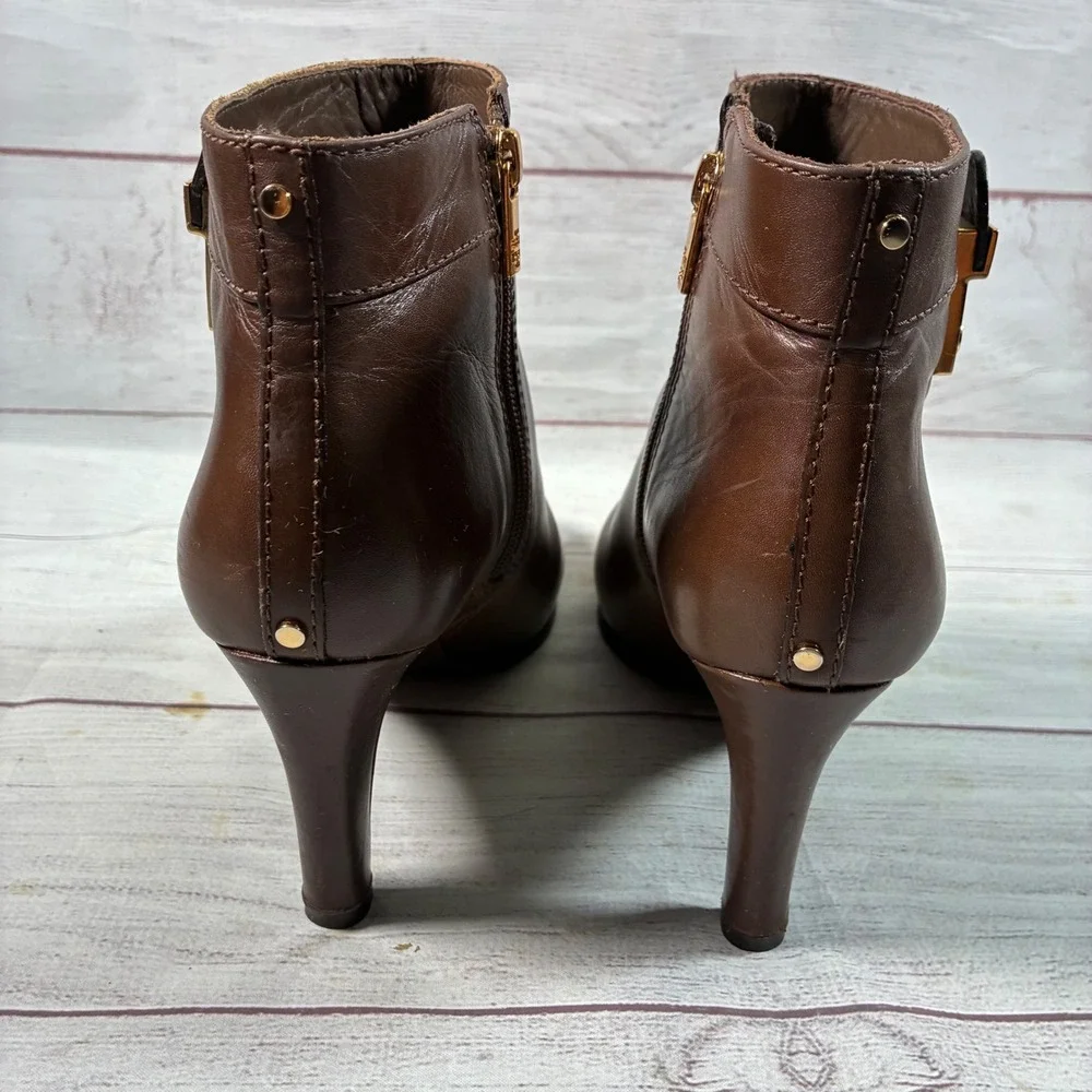 Tory Burch Bristol Booties Womens 9.5 Brown Leather Gold Logo Buckle Ankle Boots